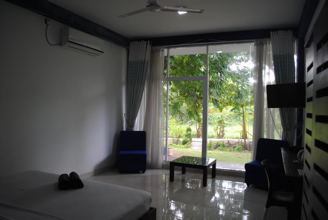 Bridge Hotel Negombo Kimbulapitiya Pokój zdjęcie